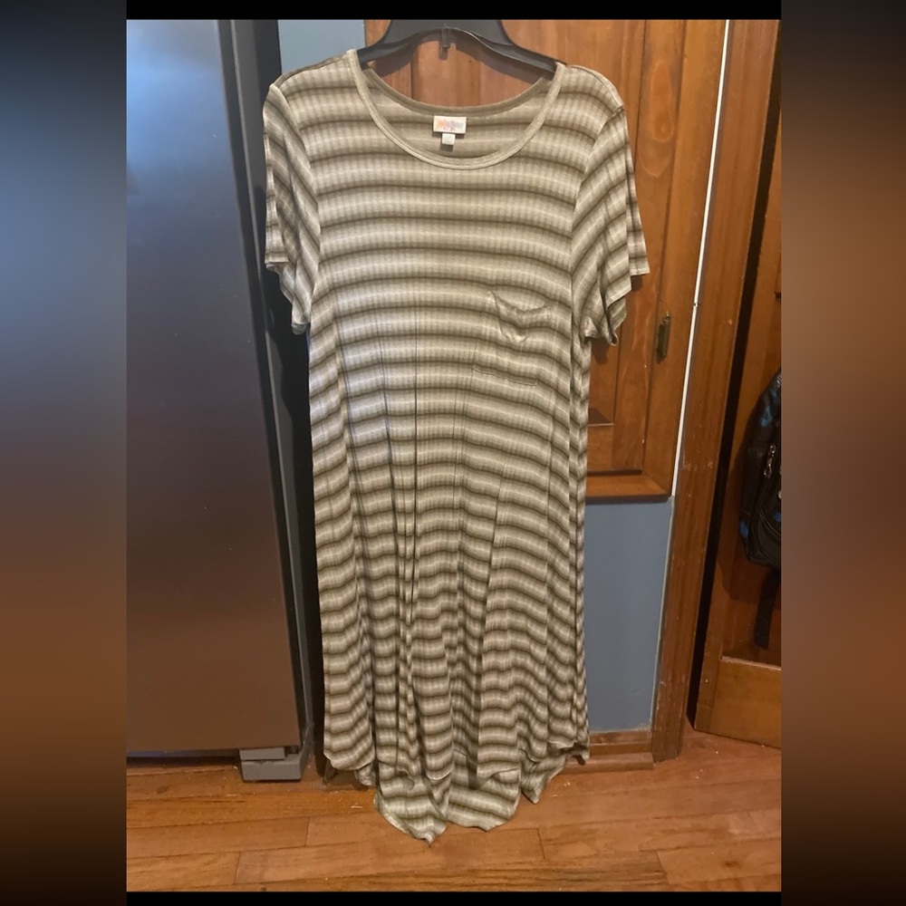 LuLaRoe 2xl Carly